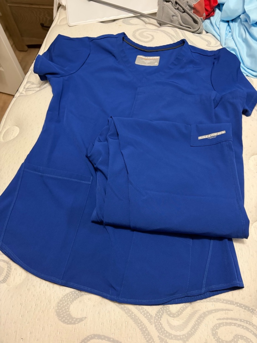 Skechers Women's scrub set  in Royal Blue